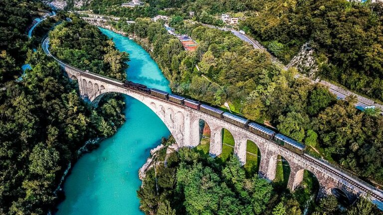 Italy unveils new high-speed trains from Rome Fiumicino airport