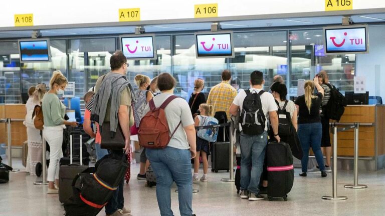 TUI issues urgent warning for passengers travelling this week