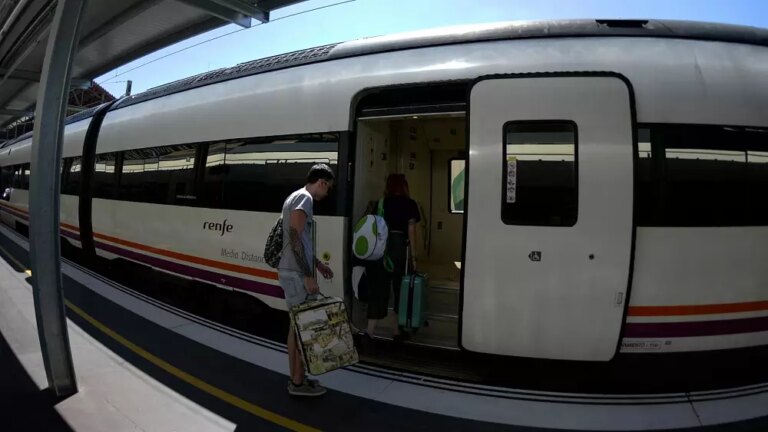 Spain: Trains will be free this autumn, thanks to a windfall tax