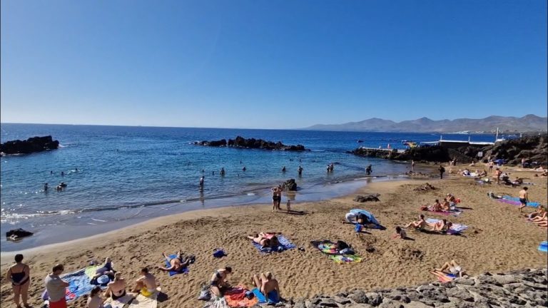 LANZAROTE SPAIN – best of the old town In Christmas!